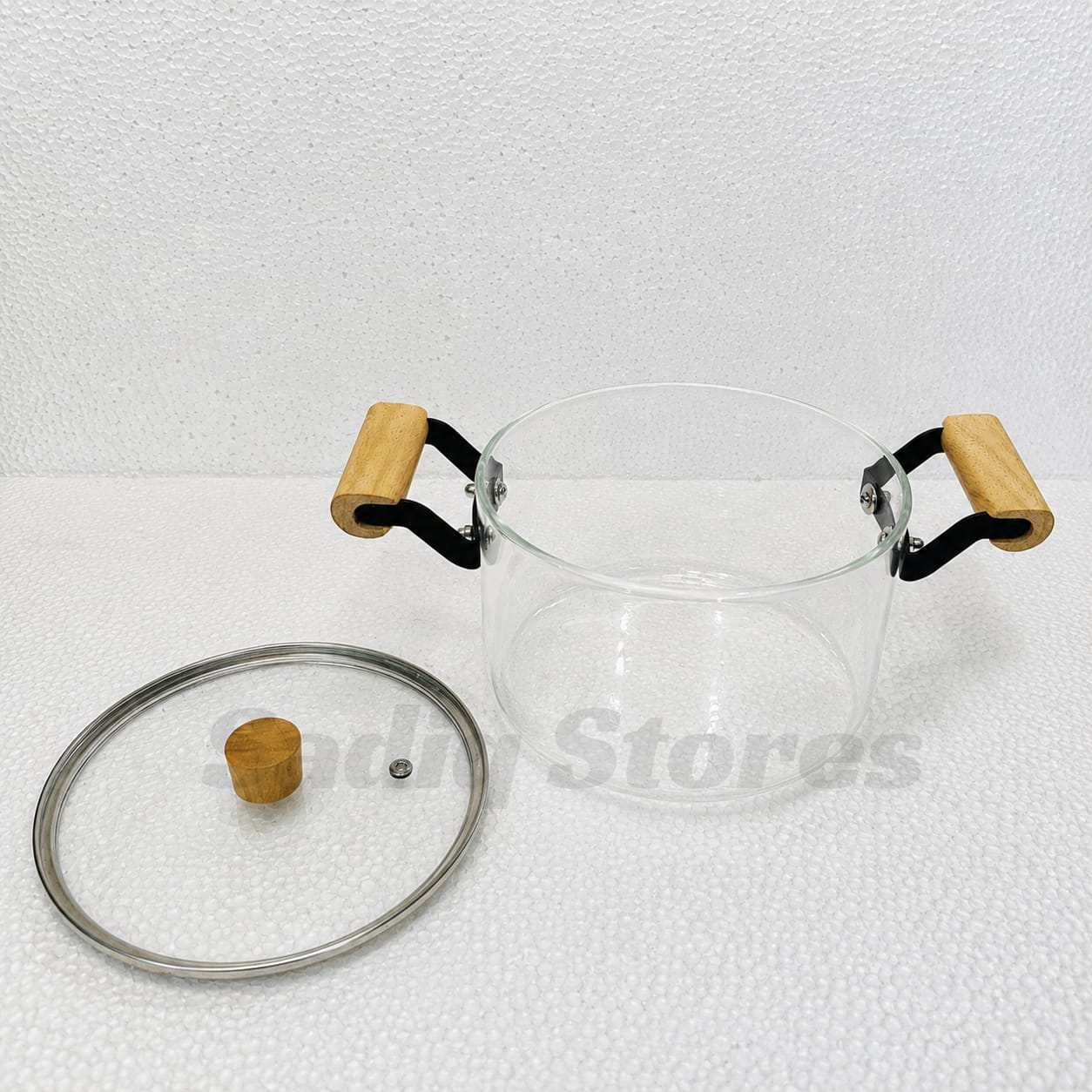 Fire Proof glass Handi with wooden handles